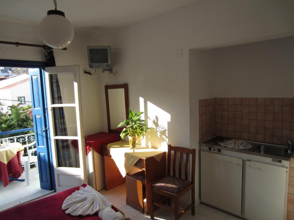 Hotel Mariona Pitagorio Pokój zdjęcie